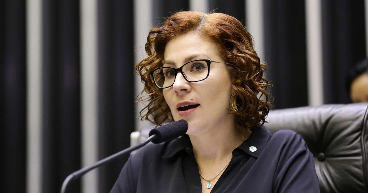 STF mantém julgamento de Carla Zambelli por invasão ao sistema do CNJ